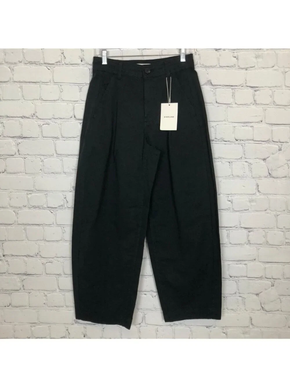 NWT Everlane The Everywhere Pant Size 0 Black Barrel Leg